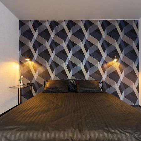 Samira 2 Apartment Kiev Bagian luar foto