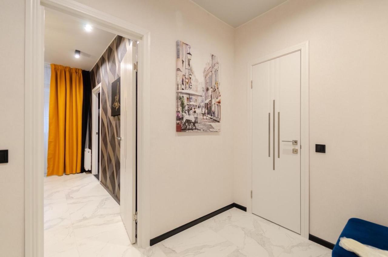 Samira 2 Apartment Kiev Bagian luar foto